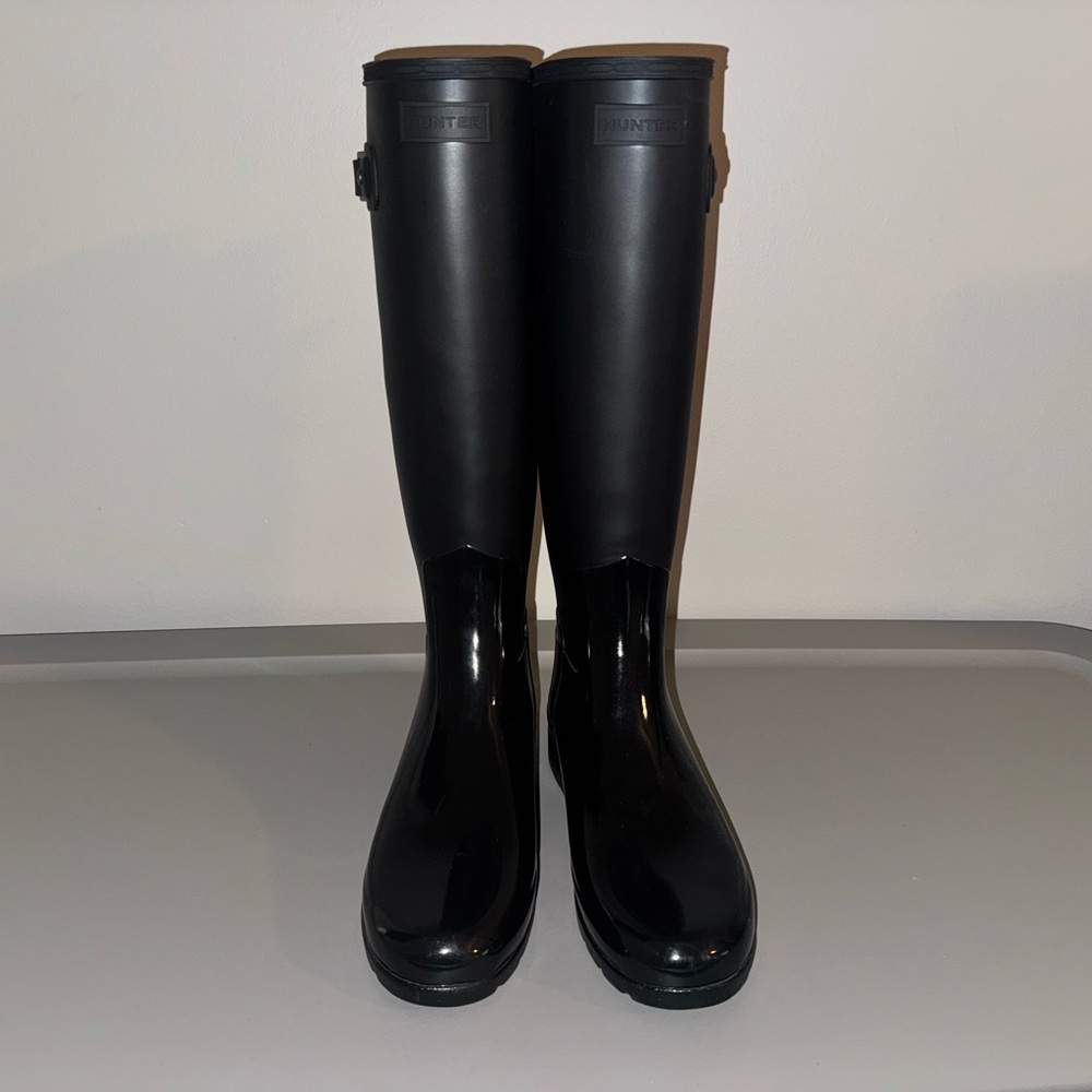 Hunter Women's Classic Black Tall Rain Boots